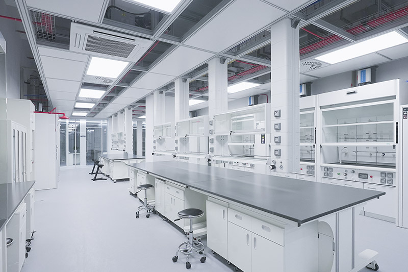 西固实验室革新：安全与科技的现代融合